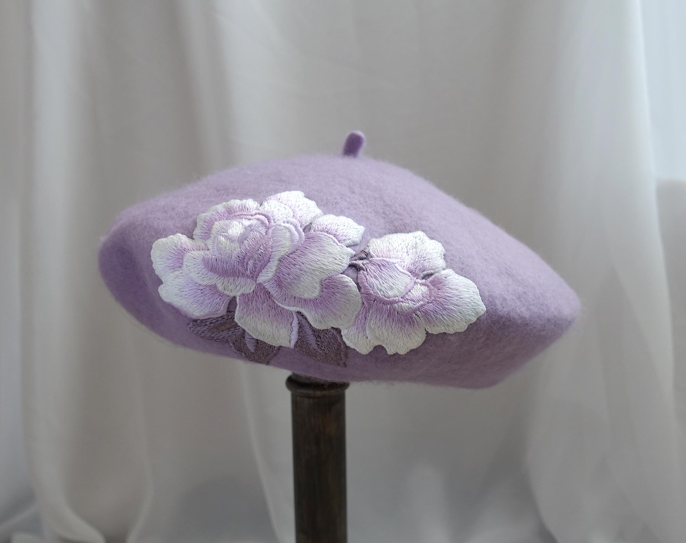 9889 ™ Women\'s Decorative Flowers Wool Beret Purple Lavender Purple Wool Beret With Peony Embroidery | Floral  main image 3