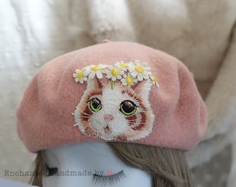 Béret en laine de chat floral brodé, béret fait main, chapeau d'amant de chat, cadeaux d'amoureux de chat pour les femmes, chapeau pour les femmes, cadeau d'anniversaire, rose clair