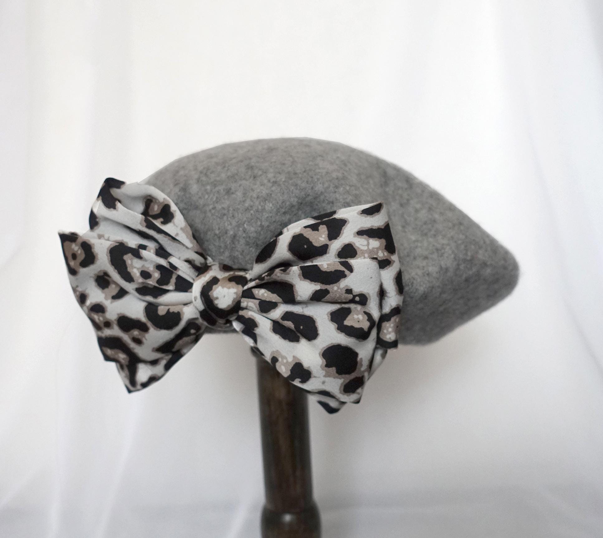 8599 Grey Women Wool Beret Hat- French Beret, Leopard Beanie Cap Hat szzoqdz Women French Style Vintage Leopard Print Wool Soft  main image 2