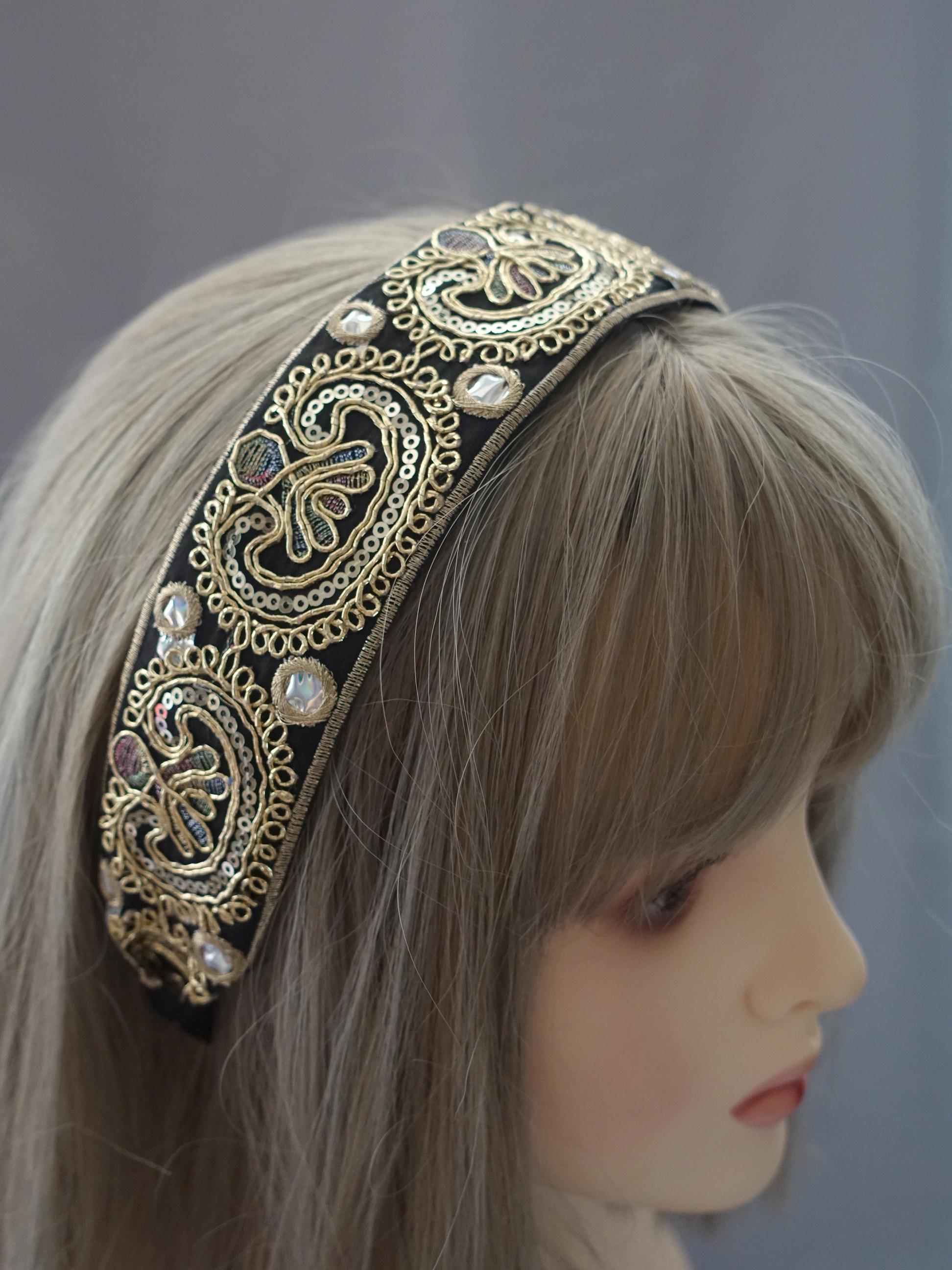 Embroidered Black Headband: Gold Floral Sequin Hair  display picture 1