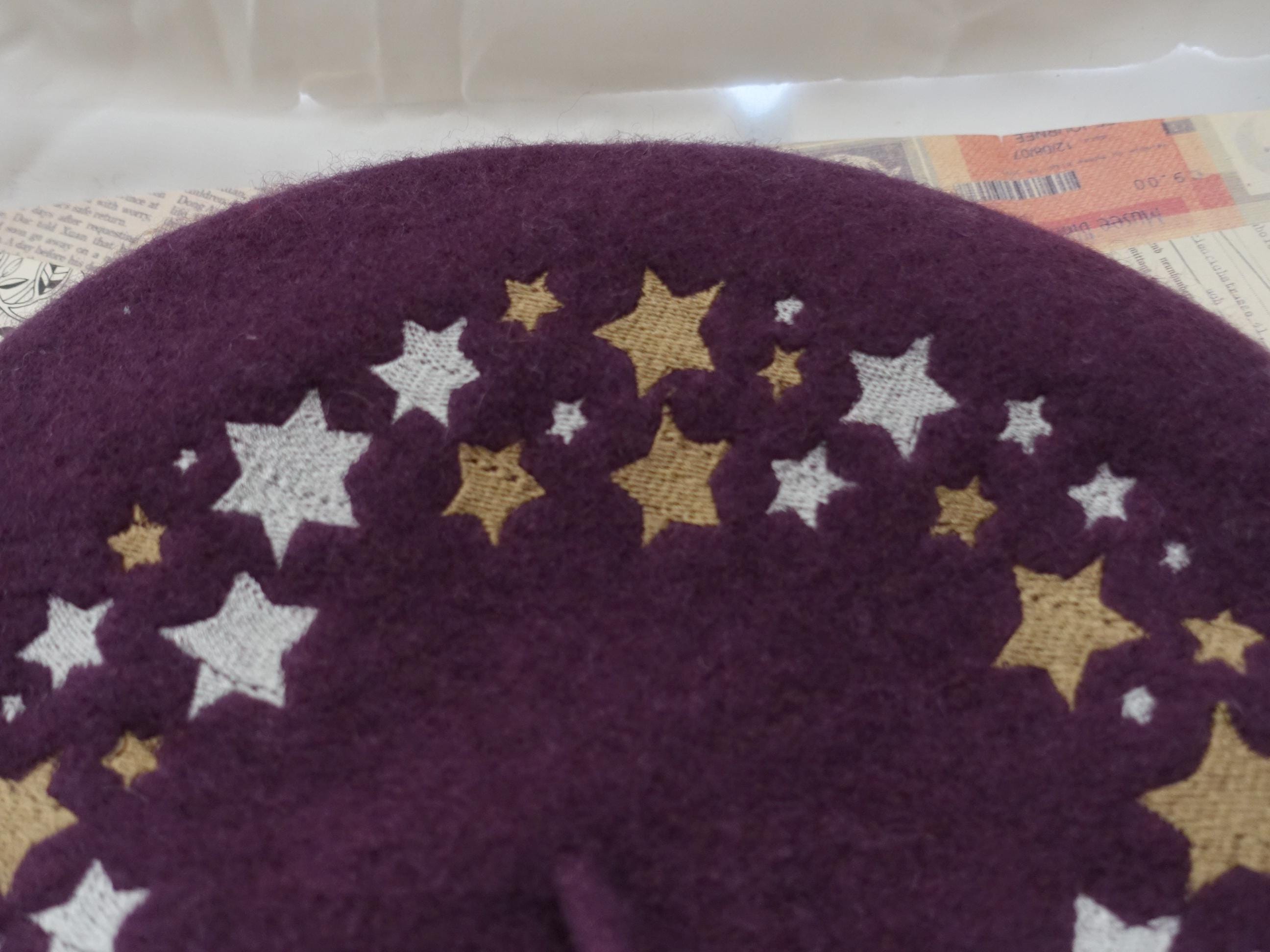 Purple Wool Beret With Gold and Silver Star Wreath  display picture 1
