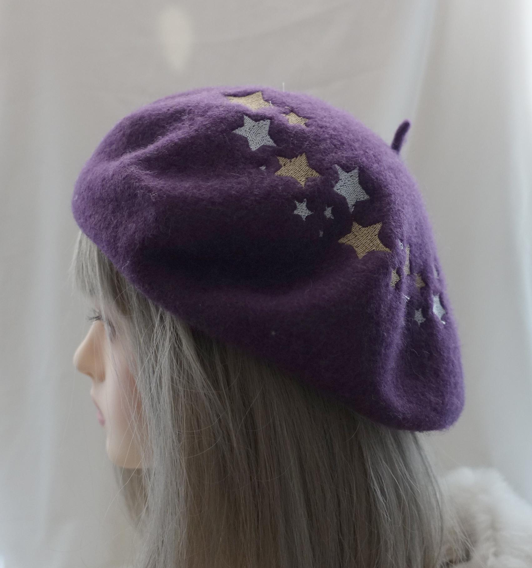 Angelic Pretty Burgundy Wool Beret with Silver Star Motif Purple Wool Beret With Gold and Silver Star Wreath  main image 2