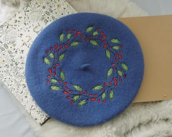 Handmade Wool Felt Christmas Beret: Santa Decor Holiday Hat  display picture 1