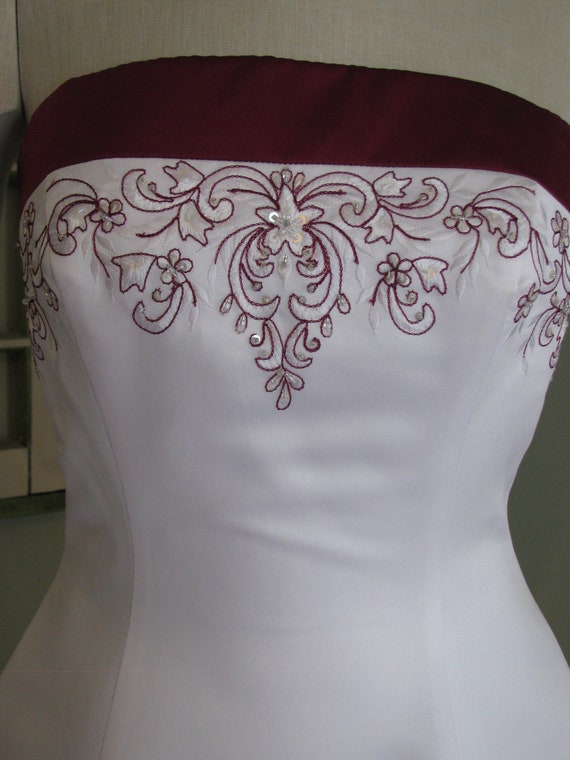 Burgundy and White Wedding Dress, Strapless Weddi… - image 3