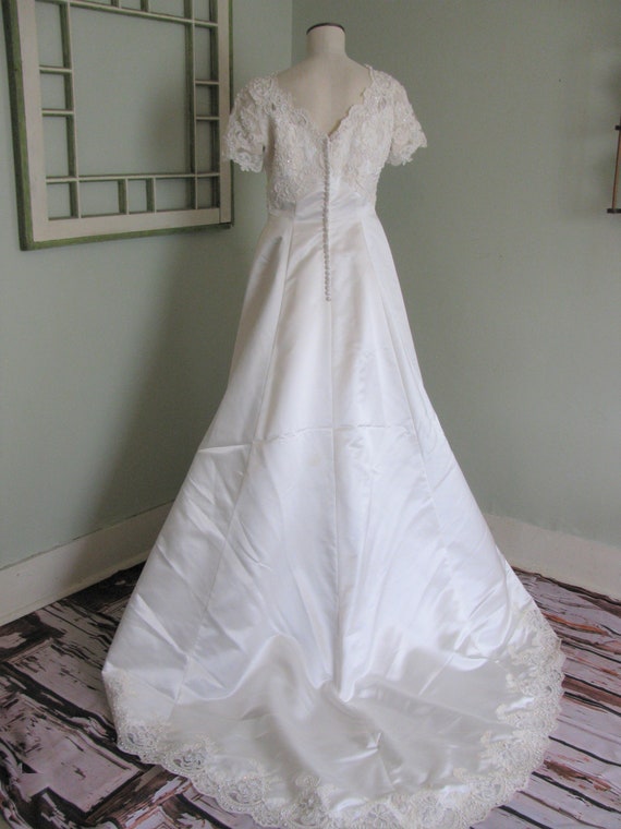 Vintage Regency Inspired Wedding Dress, Lace Wedd… - image 7