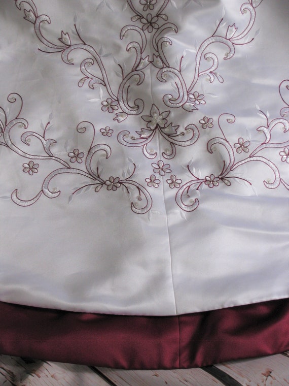 white wedding dress with burgundy White And Burgundy Embroidered A-Line Strapless Wedding Dresses
