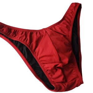 Men&#39;s Wine Red Bodybuilding Posing Trunks: Classic Physique, Competition Suit