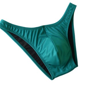 Men&#39;s Shiny Teal Bodybuilding Posing Trunks: Competition Physique