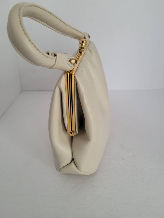 1960s Cream Top Handle Bag with Leather Gloves. Gem