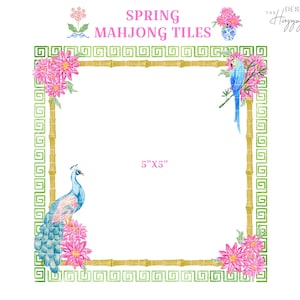 K&ouml;nnte beinhalten: Aquarellillustration von Fr&uuml;hlings-Mahjong-Kacheln. Das Design zeigt einen Bambusrahmen mit gr&uuml;nen griechischen Schl&uuml;sselfarben, rosa Blumen sowie einen blauen Pfau und Papagei. Der Text lautet "SPRING MAHONG TILES" und "5"X5" (12,7 cm x 12,7 cm).