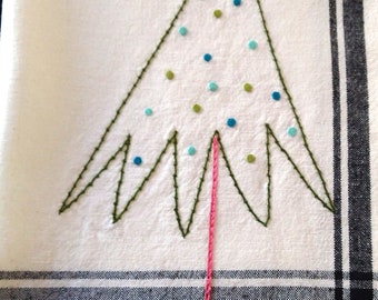 Ho-Ho-Ho Doodle Christmas Tree Stick-On Embroidery Pattern