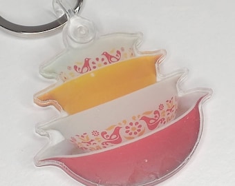 Friendship Pyrex Stack Keychain: Retro Kitchen Charm