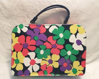 Vinyl Mod Flower Power Handbag | Vintage Handbag | Vtg Overnight Bag w/ Groovy Flower Power Motif Made of Vinyl w/ Metal Zipper RARE FIND**