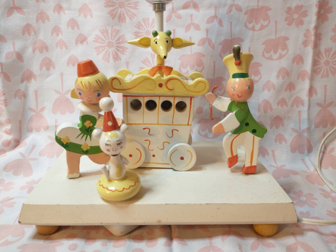 AS-IS Wooden Circus Scene Nursery Night Light/music Box Rare Vintage Circus Theme Nursery Night ...