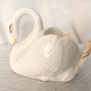 England Bone China by Adderley Swan Trinket Dish | Swan Dish | English Candy Dish by Adderley | VintageBone China Swan Dish 3&quot; Long