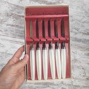 Vintage Regent Sheffield Kitchen Knife Set: Stainless Steel, White Handles, Japan