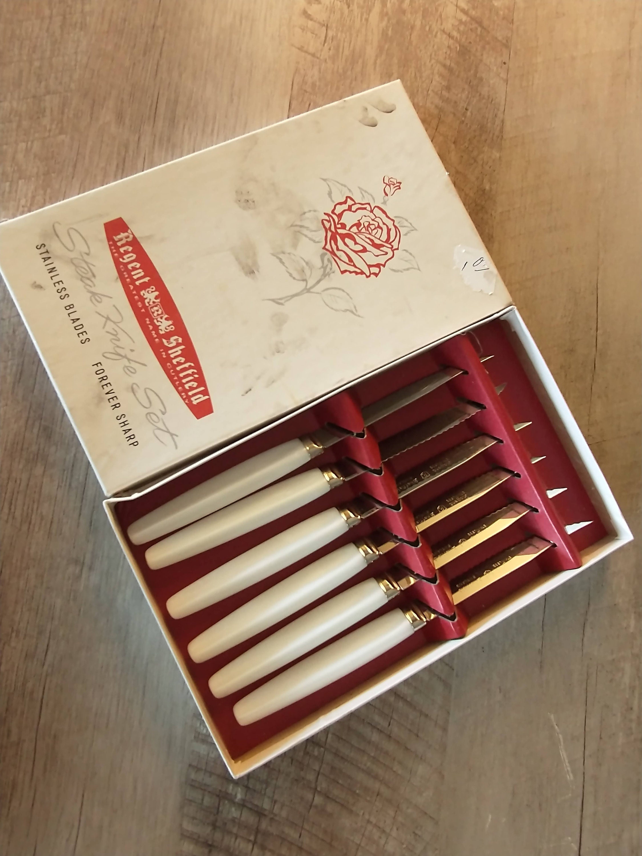 Mid Century Vintage Knife Set In Stainless Steel and Chrome With Case –  Attic and Barn Treasures