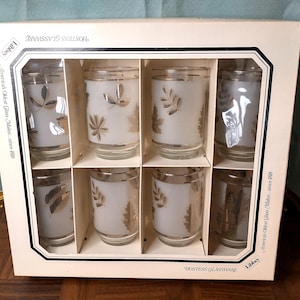 8 NOS Vintage Libbey Leaves Glasses | Vintage Silver Glasses | New Old Stock Frosted Silver Leaves Glasses | Silver Leaf Glasses by Libbey**