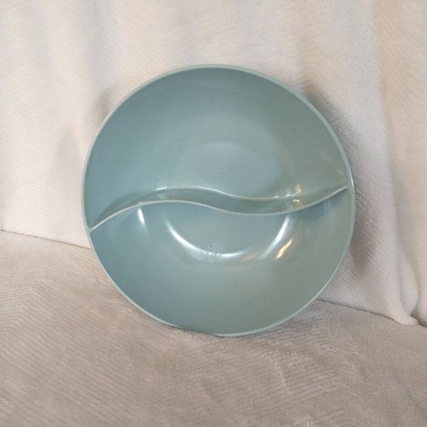 Yellow Boonton Divided Serving Bowl in Aqua | Mid Century Modern Melmac Serving Bowl in Blue | Vintage Mid Mod Aqua Serving Bowl