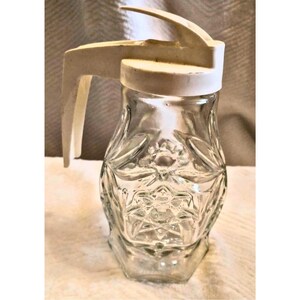 White/Clear Syrup Pitcher | Kitchen Display Pitcher | Vintage Clear Glass Starburst Pitcher | Vintage Kitchen Decor | 1960&#39;s Kitchen