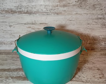Vintage SunFrost Ice Bucket in Turquoise | Vintage 1960s Ice Bucket | Vintage Plastic Ice Bucket