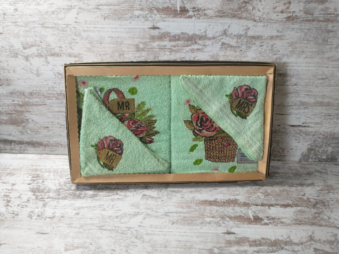 NOS Mr. & Mrs. Bathroom Gift Set | Mr and Mrs Bathroom Towel Set | Vtg ...