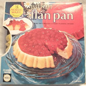 NOS Flan Pan by Nordic Ware | Nordic Ware Flan Pan in Harvest Yellow in Box | Vtg Bundt Pan for Making Flan | Mustard Yellow 70s Kitchen*