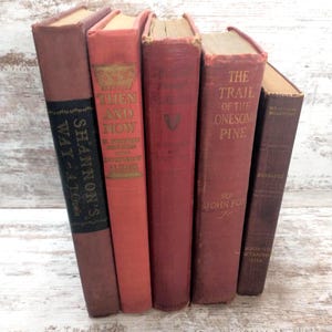 Vintage Red Book Stack: Shelf Decor, Wedding Display
