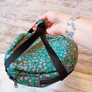 Vintage InsulatedvCasserole Carrier: 1990s Green Floral Potluck Tote