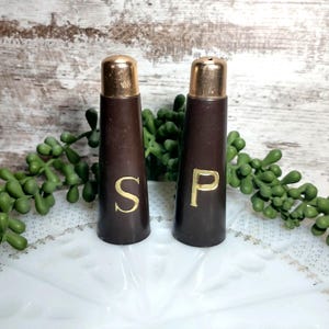 MidCentury Modern Brown & Gold Salt and Pepper Shakers | MCM Pepper and Salt Shaker | Mid Century Salt and Pepper Shakers | MCM Kitchen*