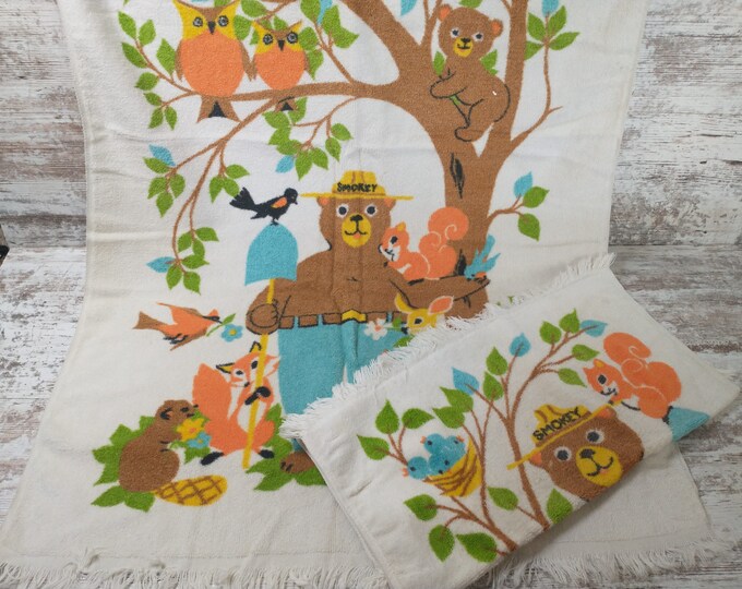 SMOKEY BEAR TOWEL