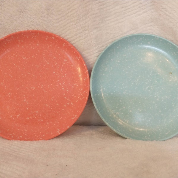 Set of 2 Melmac Texasware-Style Saucers in Cute 1960s Salmon and Aqua | Vintage Melmac Saucers | Set of 2 Saucers in Mid Century Colors