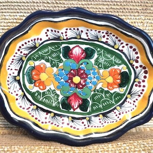 Hand-Painted Talavera Ring Dish: Vintage Floral Trinket Dish