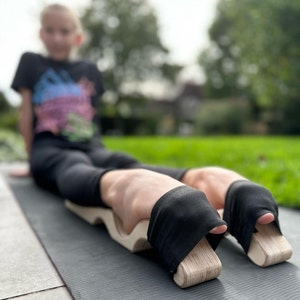 Foot stretcher, Fitness equipment, Arch stretcher, Arch stretcher for dancers and gymnasts, Ballet foot stretcher