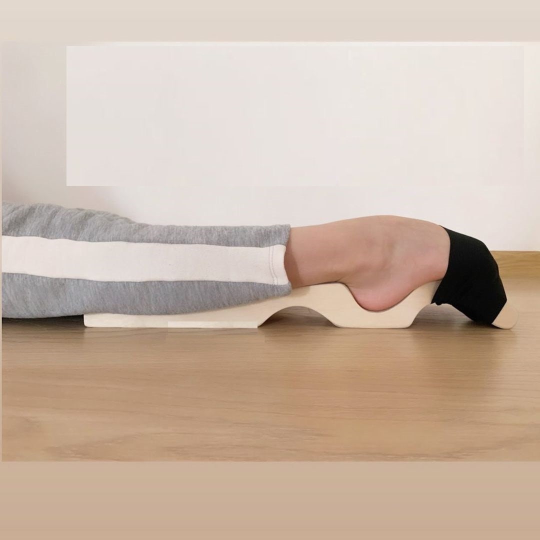Pointe foot shop stretcher