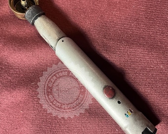 Cacciavite sonico personalizzato per cosplayer di Doctor Who: un accessorio unico nel suo genere