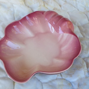 Los Angeles Potteries Large Mauve Shell Bowl.