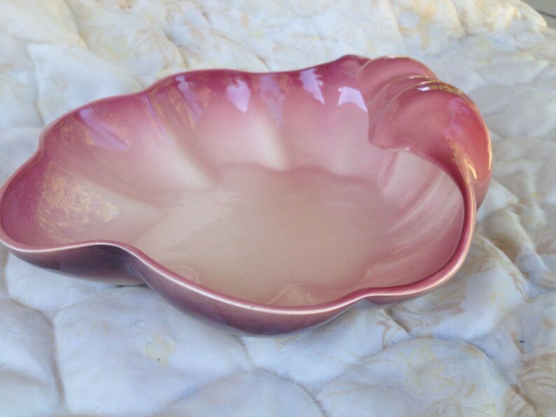 Los Angeles Potteries Large Mauve Shell Bowl.
