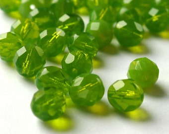 10 Milky Dark Peridot, böhmische Perlen, tschechische feuerpolierte facettierte Glasperlen, DIY Glasschliff 8mm