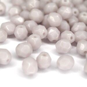 50 Light Lavender Coral Bohemian Beads 4mm, Czech Fire Polished Faceted Glass Beads DIY Glass Cut 4mm