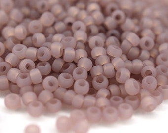 390 EUR/kg || Toho Seed Beads Ceylon Frosted Grape Mist, various sizes - 6/0, 8/0 or 11/0