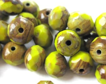 25 7x5mm Olivine Picasso Rondelle Bohemian Beads