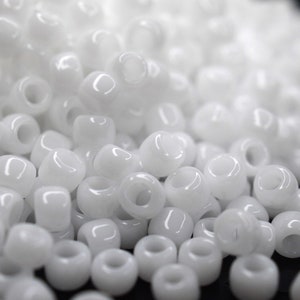 370 EUR/kg Toho Seed Beads Opaque White Weiß Seed Beads DIY Schmuck, verschiedene Größen, 11/0, 8/0, 6/0 Bild 2