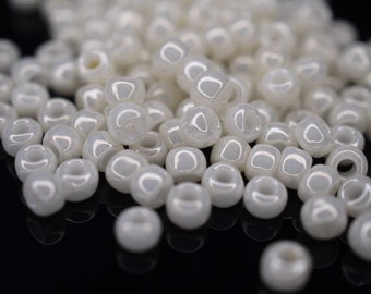 380 EUR/kg || Toho Seed Beads 6/0 Opaque-Lustered Navajo White | Seed Beads DIY Schmuck, verschiedene Größen, 11/0, 8/0, 6/0