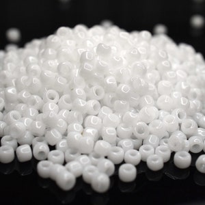 370 EUR/kg Toho Seed Beads Opaque White Weiß Seed Beads DIY Schmuck, verschiedene Größen, 11/0, 8/0, 6/0 Bild 7