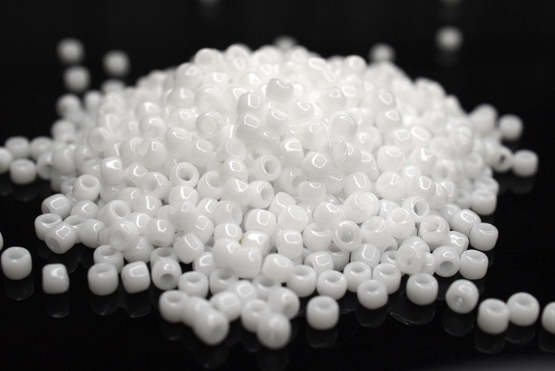 370 EUR/kg Toho Seed Beads Opaque White Weiß Seed Beads DIY Schmuck, verschiedene Größen, 11/0, 8/0, 6/0 Bild 7
