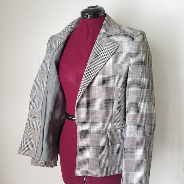 80s Judy's Place Grey and Black Plaid Blazer - Plaid Wool Blazer | Labeled Size 8