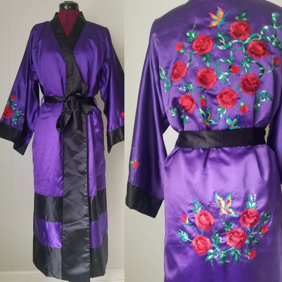 2000s Chinese Purple Silk Robe with Red Rose and … - image 2