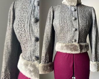 LAPINE BLANCHE Wool Blend Checkered Jacket – Minimalist Cropped