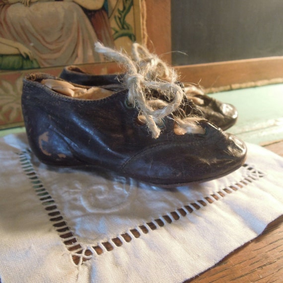 Antique Baby Leather Shoes / Vintage Leather Baby